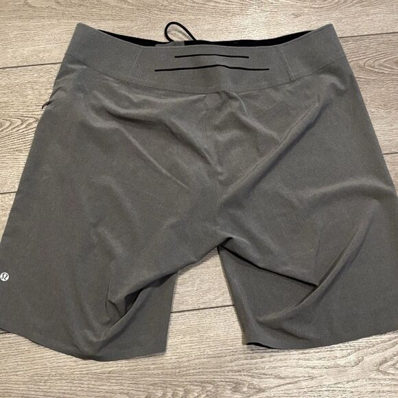 Lululemon Board Shorts Mens 36 Gray Swim Trunks Drawstring Zip Pocket Quick Dry - Picture 7 of 9